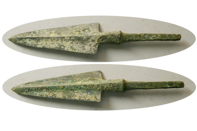 LURISTAN. Bronze Hunting Arrowhead. Ca. 2000-1000 BC. (35.60 gm; 132mm x 25mm). ...