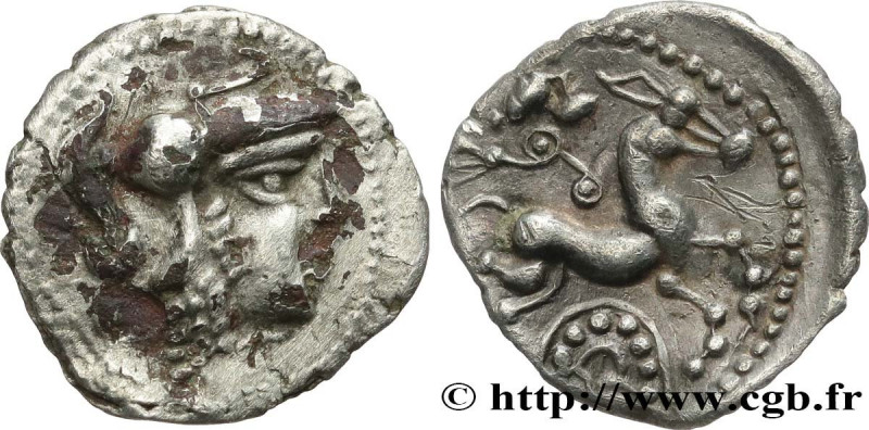 GALLIA - AULERCI CENOMANI (Area of Le Mans)
Type : Denier à la tête casquée à dr...