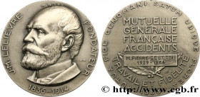V REPUBLIC
Type : Médaille, Jean-Marie Lelièvre, Mutuelle générale française 
Date : 1964 
Metal : silver 
Millesimal fineness : 950  ‰
Diameter : 49,...