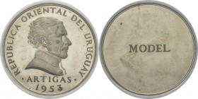 Uruguay
 République (1930 à nos jours)
 Essai de frappe sur flan bruni du peso argent - 1953
 Flan Bruni - NGC PF 64
 50 / 70