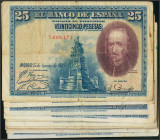 Conjunto de 17 billetes de 25 Pesetas emitidos el 15 de Agosto de 1928, con diferentes series y estados de conservación, predominando las calidades ba...
