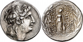 Imperio Seléucida. Antíoco VII, Euergetes (138-129 a.C.). Antioquía ad Orontem. Tetradracma. (S. 7092 var) (CNG. IX, 1067d). 16,46 g. EBC-.