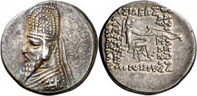Imperio Parto. Mithradates II (123-88 a.C.). Dracma. (S. 7373). 4,05 g. MBC.