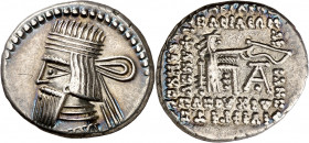 Imperio Parto. Artabanos II (10-40 d.C.). Ecbatana. Dracma. (S.GIC 5776) (Mitchiner A. & C. W. 621). Rayita en anverso. 3,82 g. MBC.