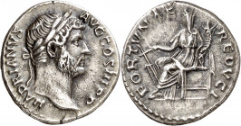 (130 d.C.). Adriano. Denario. (Spink falta) (S. 782a) (RIC. 1405). Ex Áureo 20/03/1991, nº 148. 3,29 g. EBC-.
