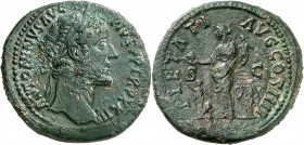 (159-160 d.C.). Antonino pío. Sestercio. (Spink 4205) (Co. 621) (RIC. 1031). Concreciones en anverso. Pátina verde. 26,63 g. (MBC).