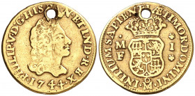 1744. Felipe V. México. MF. 1 escudo. (AC. 1765). Perforación. Rara, sólo hemos tenido 5 ejemplares. 3,23 g. (MBC-).