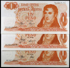 Argentina. s/d (1970-1973). Banco Central. 1 peso. (Pick 287). General Manuel Belgrano. 3 billetes, series A y C (dos). Diversas variantes de firmas. ...