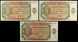 1938. Burgos. 5 pesetas. (Ed. D36a) (Ed. 435a). 10 de agosto. Trío correlativo, serie K. S/C-.
