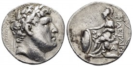 KINGDOM of PERGAMOM.Eumenes I (263-241 BC).Tetradrachm.Pergamon.

Obv : Laureate head of Eumenes I right.

Rev : ΦΙΛΕΤΑIΡΟΥ.
Athena enthroned lef...