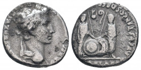 AUGUSTUS (27 BC-14 AD). Denarius. Lugdunum.

Obv : CAESAR AVGVSTVS DIVI F PATER PATRIAE.
Laureate head right.

Rev : C L CAESARES AVGVSTI F COS DESIG ...
