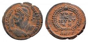 JULIAN II APOSTATA (360-363). Follis. Antiochia.

Obv: DN FL CL IVLIANVS PF AVG.
Diademed, draped and cuirassed bust left, holding spear and shield.
R...