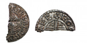 England. Aethelred II. 978-1016. AR Half Penny (10mm, 0.57g). Crux type (BMC iiia, Hild. C). Exeter(?) mint; Goda(?) moneyer. Struck circa 991-997. [+...