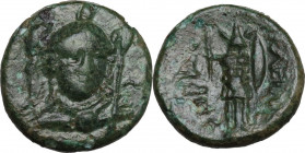 Greek Italy. Southern Lucania, Heraclea. AE 14 mm. c. 281-278 BC. Obv. Draped bust of Athena facing three-quarters to right, wearing triple-crested At...