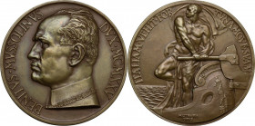 Medaglia 1925 in onore di Benito Mussolini. Casolari III-1. AE. 50.50 mm. Opus: A. Mistruzzi. SPL.