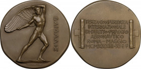 Medaglia A. XI, 1933 per la Terza Conferenza Internazionale di Diritto Privato Aeronautico di Roma. Casolari XI-104. AE. 48.00 mm. Opus: Romagnoli. SP...