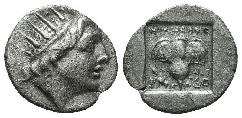 Rhodos, Caria. AR , c. 88-84 BC. Kallixeinos, magistrate.
Obv. Radiate head of H...