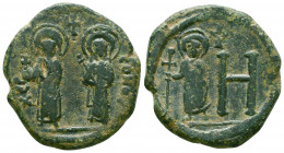 Maurice Tiberius. 582-602. AE 8 pentanummia (1 follis). Cherson mint, 584-602. D.N. MAVRIC. PP. AVG. AVG, Maurice and Constantina standing facing on d...