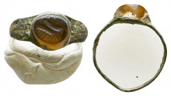 Ancient Roman carnelian ring with clasped hands on bezel
Reference:
Condition: Very Fine

Weight: 1.9 gr
Diameter: 24 mm
