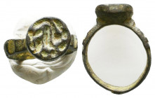Ancient Roman bronze seal ring,
Reference:
Condition: Very Fine

Weight: 6.3 gr
Diameter: 27 mm