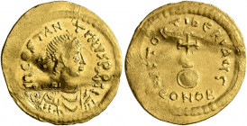 Tiberius II Constantine, 578-582. Semissis (Gold, 19 mm, 2.18 g, 5 h), Constantinopolis. δ m COSTANTINVS P P AG Pearl-diademed, draped and cuirassed b...