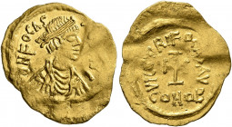 Phocas, 602-610. Tremissis (Gold, 19 mm, 1.47 g, 6 h), Constantinopolis, circa 607-610. δ N FOCAS P P AVG Pearl-diademed, draped and cuirassed bust of...