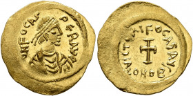 Phocas, 602-610. Tremissis (Gold, 17 mm, 1.48 g, 7 h), Constantinopolis, circa 607-610. δ N FOCAS PЄR AVG Pearl-diademed, draped and cuirassed bust of...