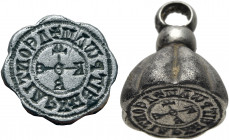 Leon, physician, circa 750-850. Stamp Seal (Silver, 15 mm, 10.66 g). Cruciform monogram ΘЄOTOKЄ BOIΘЄI; circular legend: +ΛЄONTI APXHЄITPⲰ AM ("Mother...