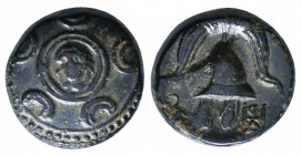 KINGS OF MACEDON. Alexander III 'the Great' (336-323 BC). Ae 1/2 Unit. Uncertain mint in Macedon. Possible lifetime issue.
Obv: Macedonian shield.
Rev...