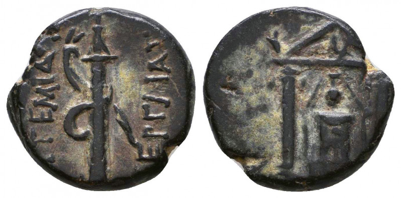 Pamphylia. Perge circa 50-30 BC. Bronze Æ 15mm., 3,83g. Cult statue of Artemis P...