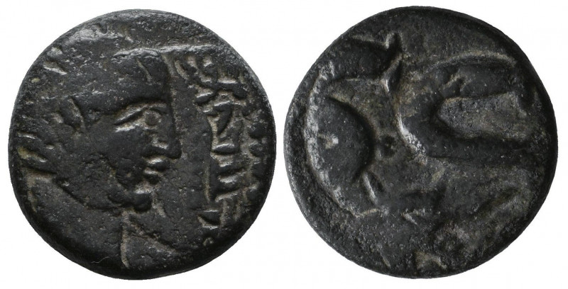 MESOPOTAMIA, Hatra. Pseudo-autonomous issue. Early-mid 2nd century AD. Æ . Radia...