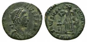 Theodosius I (379-395). Æ . Antioch, 383-395. Pearl-diademed, draped and cuirassed bust r. R/ Victory advancing l., carrying trophy over shoulder and ...