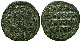 Romanus I (920-944), Follis, Constantinople, AD 931-944 AE [+RωmAnbASILεVSRωm], Facing bust, bearded, with chlamys, holding labarum and cruciger globe...