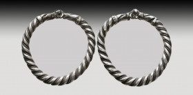 Ancient Roman Solid Silver Bracelet !
Reference:
Condition: Very Fine

Weight: 72 gr
Diameter: 69 mm