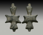 Byzantine Bronze Cross Pendant,
Reference:
Condition: Very Fine

Weight: 12,1 gr
Diameter: 36 mm