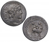 85 aC. Gens Fonteia. Roma. Denario. S.10. Ag. 3,44 g. EBC. Est.150.