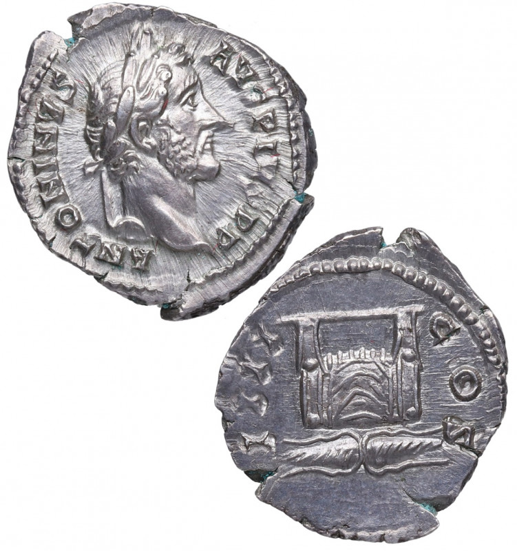 145 - 161 d.C. Antonino Pío. Roma. Denario. RIC 137. Ag. 3,48 g. Busto de Antoni...