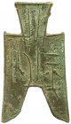 CHINA und Südostasien
China
Chou-Dynastie 1122-255 v. Chr.
Pointed Foot Spatenmünze 350-250 v. Chr. Ping Zhou. sehr schön. Hartill 3.106 var.