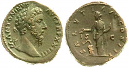 Römische Münzen
Kaiserzeit
Marcus Aurelius, 161-180
Sesterz TRP XXIIII = 169. Belorb. Kopf r./SALVTI AVG COS III SC. Salus steht l., füttert Schlan...