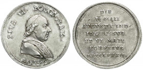 Ausländische Münzen und Medaillen
Italien-Kirchenstaat
Pius VI., 1775-1799
Kl. Silbermedaille 1782 von Rosa, a.d. Papstbesuch in Augsburg. 24 mm; 4...