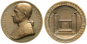 Ausländische Münzen und Medaillen
Italien-Kirchenstaat
Pius XII., 1939-1958
Bronzemedaille Jahr XIV 1952/53, v. Mistruzzi, auf den Fund des Grabes ...