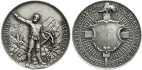 Ausländische Münzen und Medaillen
Schweiz-Luzern, Stadt
Silbermedaille 1889 a.d. Central-Schützenfest. 45 mm, 38,73 g. vorzüglich, kl. Kratzer und R...