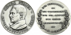 Medaillen
Drittes Reich
Vers. Bronzemedaille 1934 zur Erinnerung a.d. Vereidigung der pol. Leiter des Gaues Westfalen-Süd. Brb. Hitler l./Schrift zw...