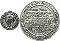 Medaillen
Drittes Reich
2 Stück: Silbergussmedaille 1936 signiert MJ. Verband deutscher Amateurphotographenvereine e.V. (VDAV). Verliehen für Verdie...