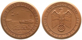 Medaillen
Drittes Reich
Porzellanmedaille Seekrieg gegen England 1941 braun. 50 mm. prägefrisch. Scheuch 1878a.