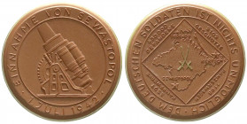 Medaillen
Drittes Reich
Porzellanmedaille Einnahme von Sewastopol 1942 braun, Rand und Kurschwerter grün. 50 mm. prägefrisch. Scheuch 1882i.