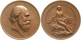 Medaillen
Erotik
Niederlande
Bronzemedaille 1877 von Elion. Nationale Gartenbauausstellung. Nackte mit Kranz auf Rosen. 72 mm. vorzüglich. Zwierz 4...