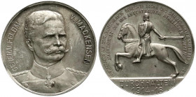 Medaillen
Erster Weltkrieg
Silbermedaille 1915 von Lauer. Generalfeldmarschall v. Mackensen. Brb. v.v./Ritter zu Pferd; 33 mm, 13,99 g. vorzüglich/S...