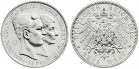 Reichssilbermünzen J. 19-178
Braunschweig
Ernst August, 1913-1916
3 Mark 1915 A. Mit Lüneburg. Polierte Platte, kl. Kratzer. Jaeger 57.