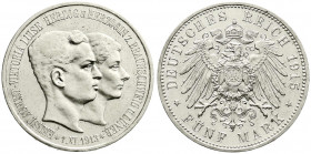 Reichssilbermünzen J. 19-178
Braunschweig
Ernst August, 1913-1916
5 Mark 1915 A. Mit Lüneburg. vorzüglich/Stempelglanz. Jaeger 58.